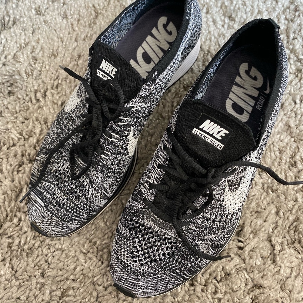 Nike Flyknit Racers
